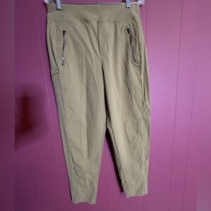 Athleta women’s Trekkie North joggers tan/khaki